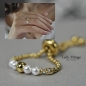 Preview: Perlen Creolen 925 Silber - Goldene Creolen mit Weißen Perlen - Zeitlos - Muschelkernperlen - Hoop Ohrringe - Personalisiert - Handmade